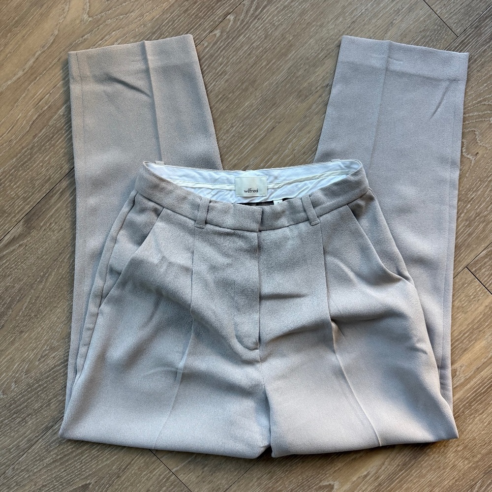 Aritzia ‘The Effortless Pant’ Hemmed size 0